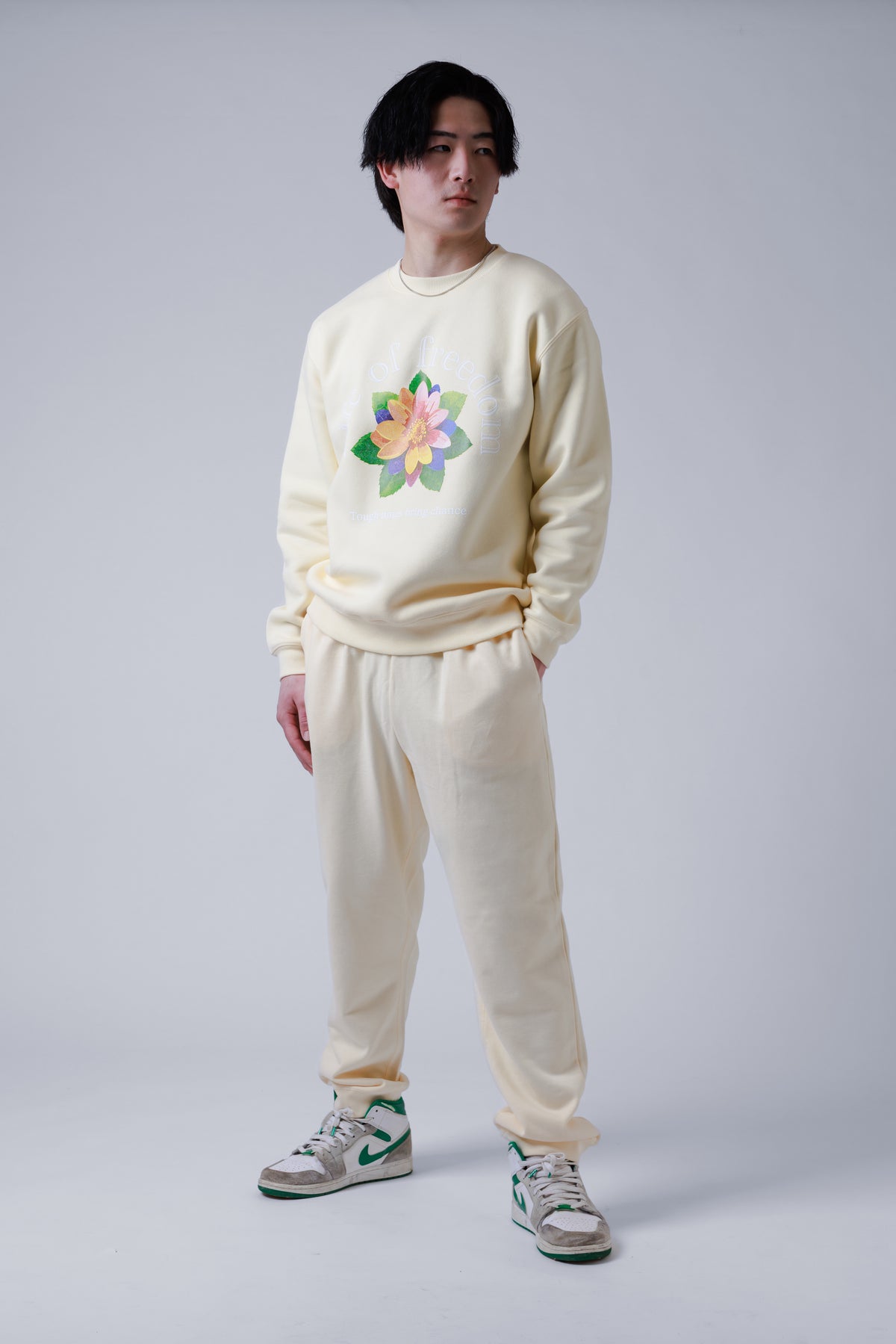 LOF flower crew sweat